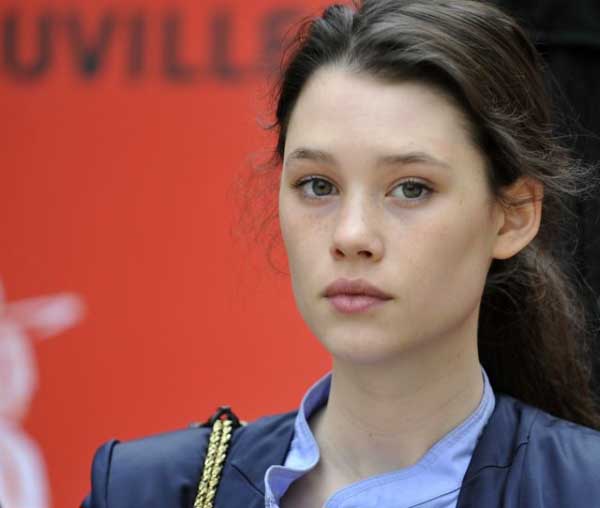 阿斯特丽德·伯格斯·弗瑞斯贝/Astrid Berges-Frisbey-6-12